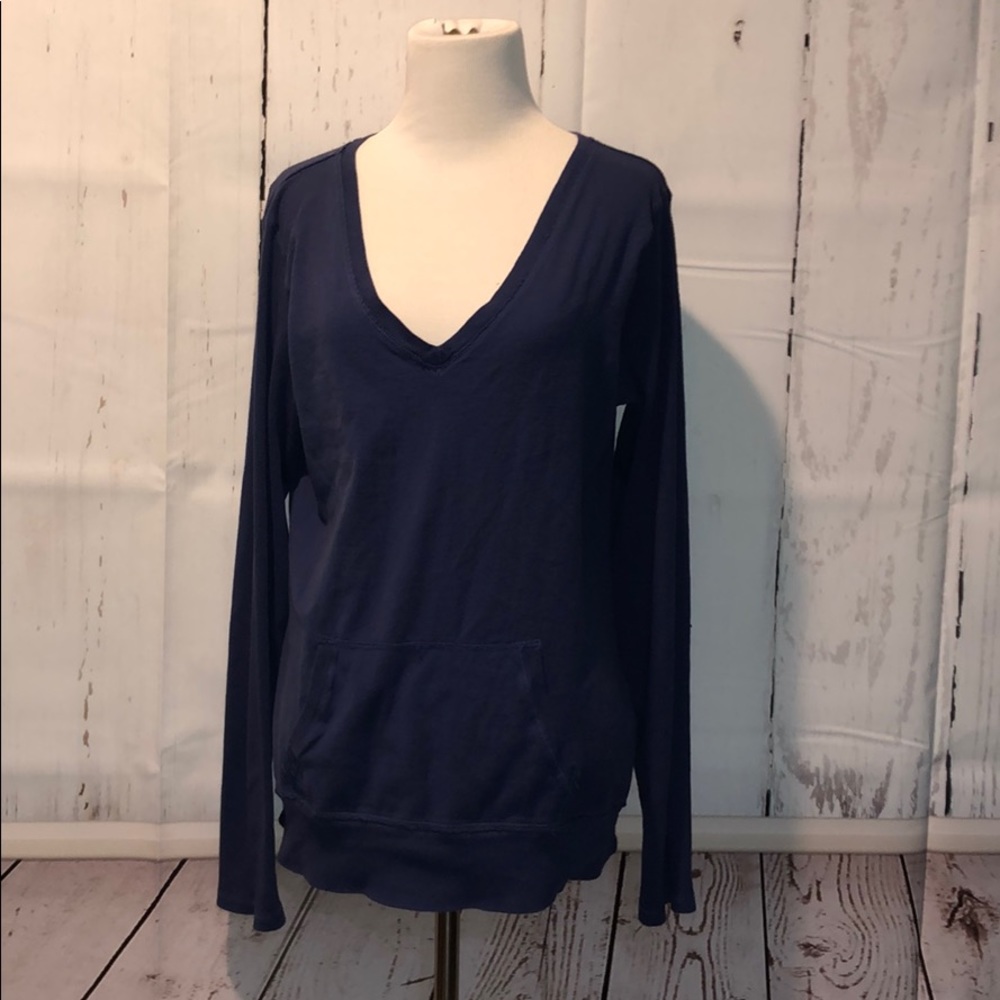 Old Navy long sleeved T-shirt